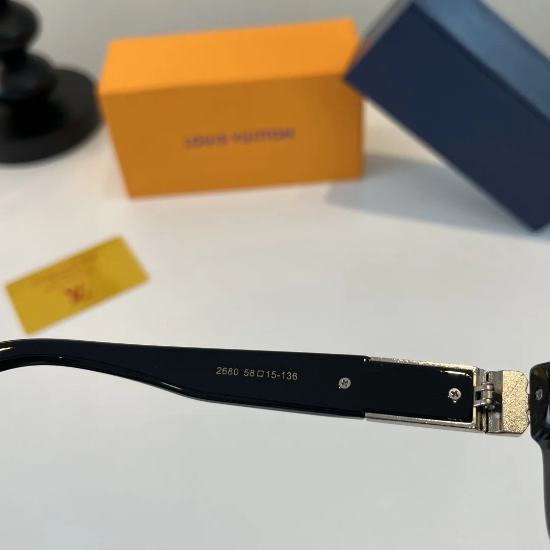 LV Sunglasses G510073426 - Image 3