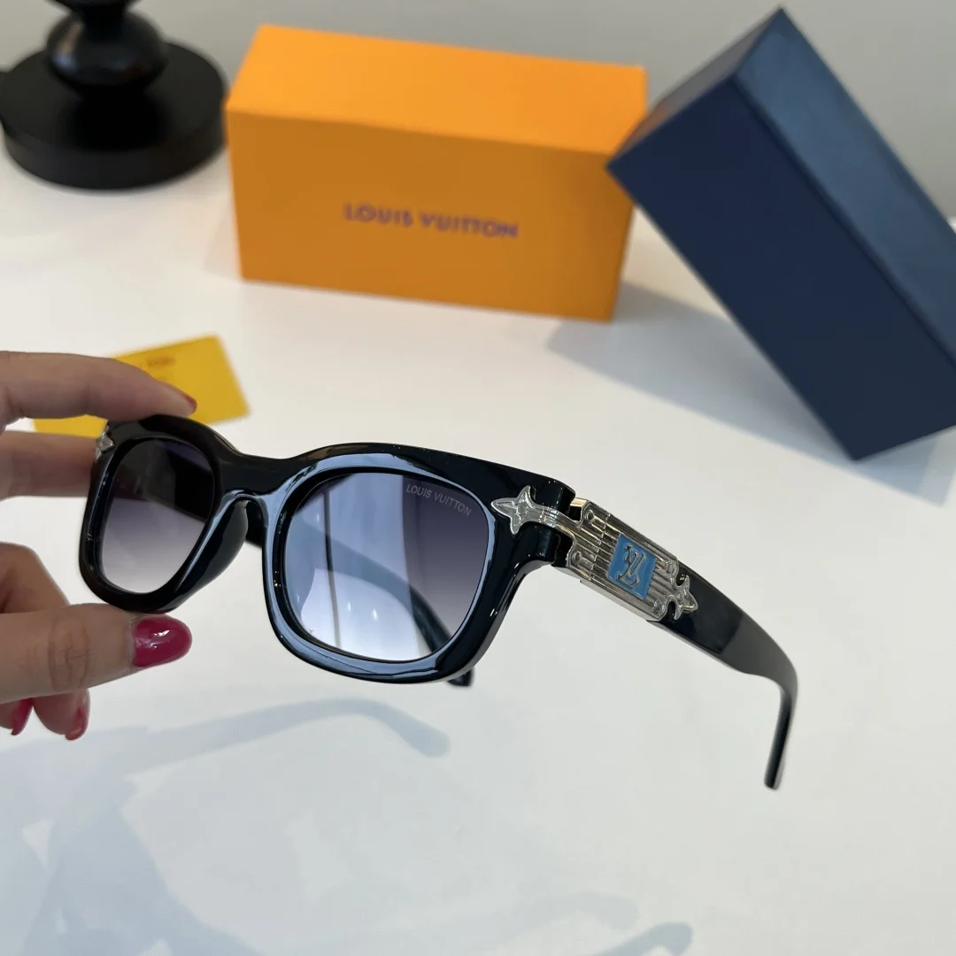 LV Sunglasses G510073426 - Image 9