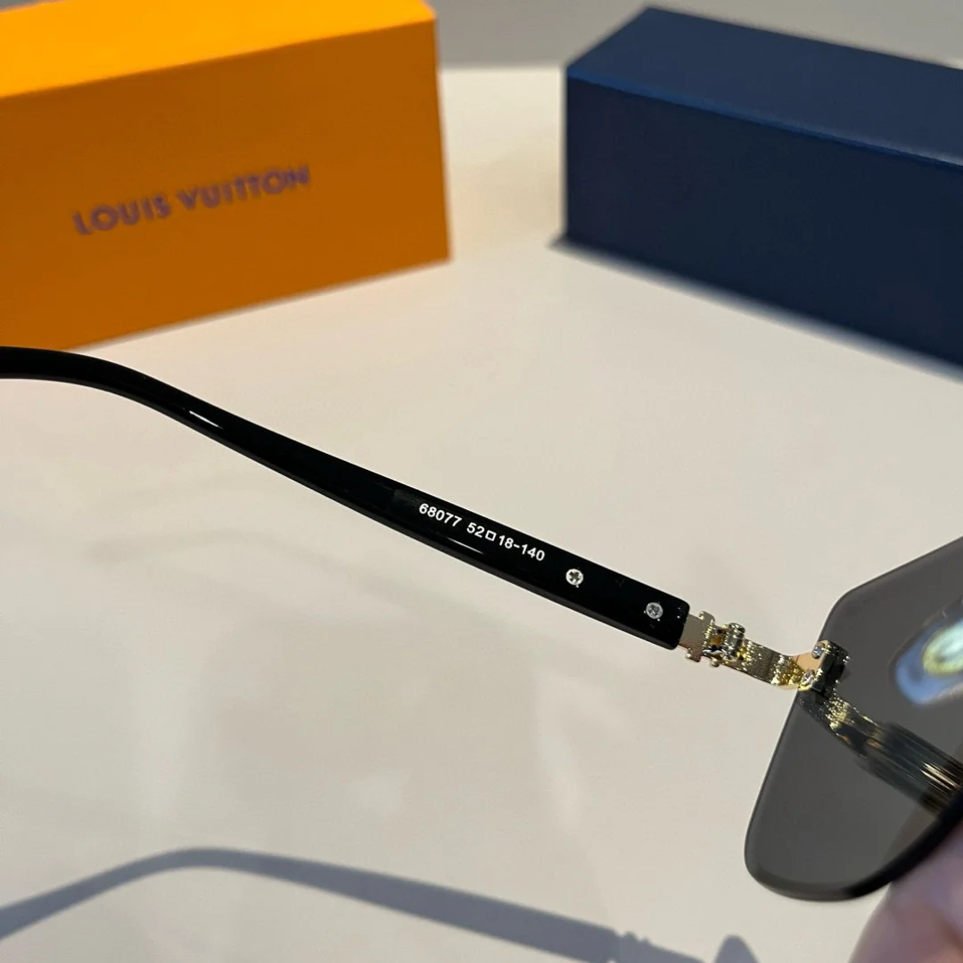 LV Sunglasses H010072322 - Image 2
