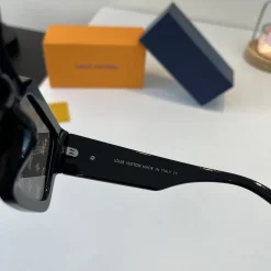 Alternative view of LV Sunglasses H010073674