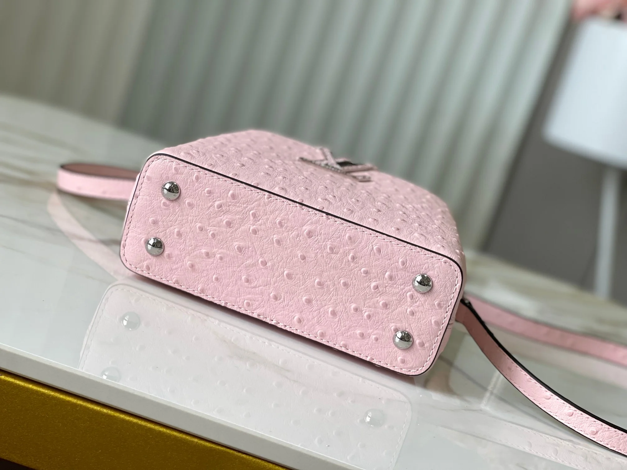 LV Top Handle Bags Pink-Silver 21X14X8CM A10010063214 - Image 9