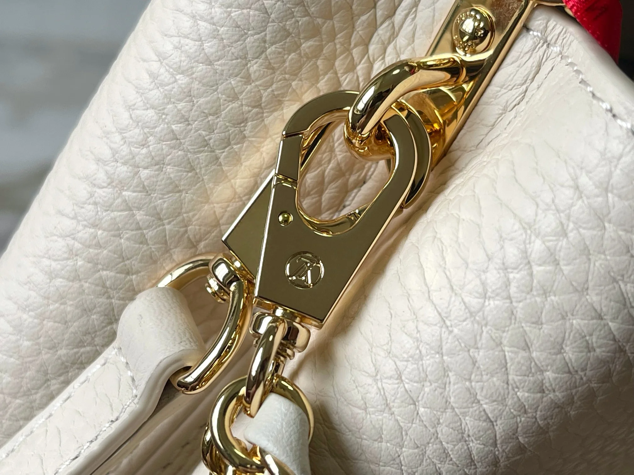 LV Top Handle Bags Taurillon Leather Cream-Gold 21X14X8CM A15010063286 - Image 6