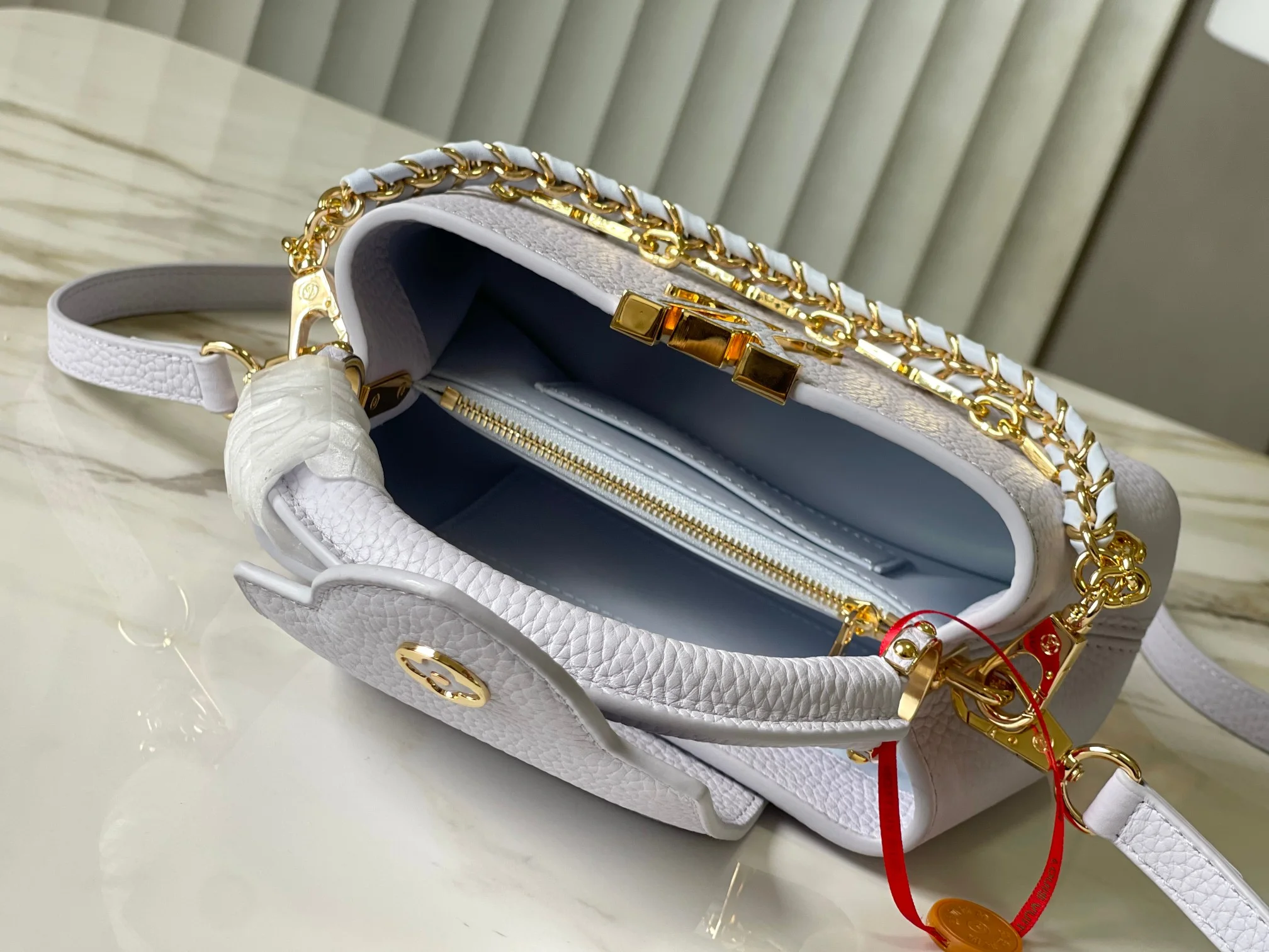 LV Top Handle Bags Taurillon Leather White-Gold 22X12X8CM A15010063239 - Image 5