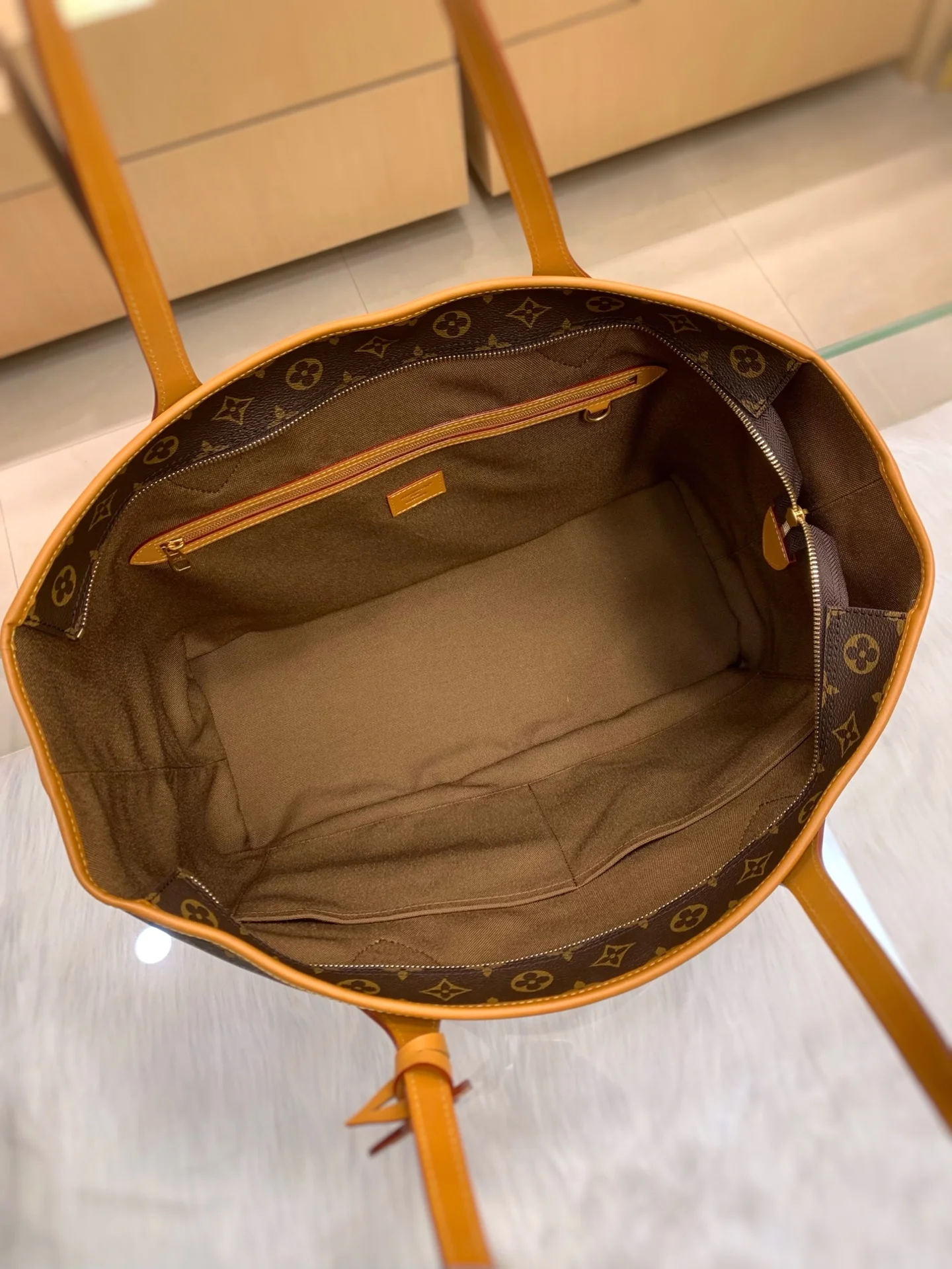 LV Totes Bags Brown-Tan 38X60X28CM F2010063146 - Image 7