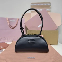 MIU MIU Shoulder Bags Black-Gold 23X11.5X10CM F2010063166