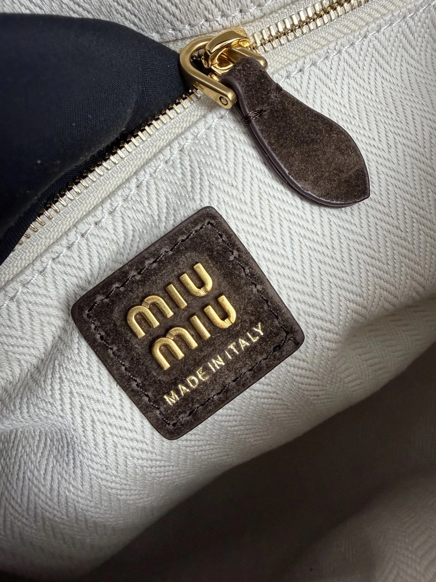 MIU MIU Shoulder Bags Brown-Gold 28X21.5X13CM G2010061564 - Image 9