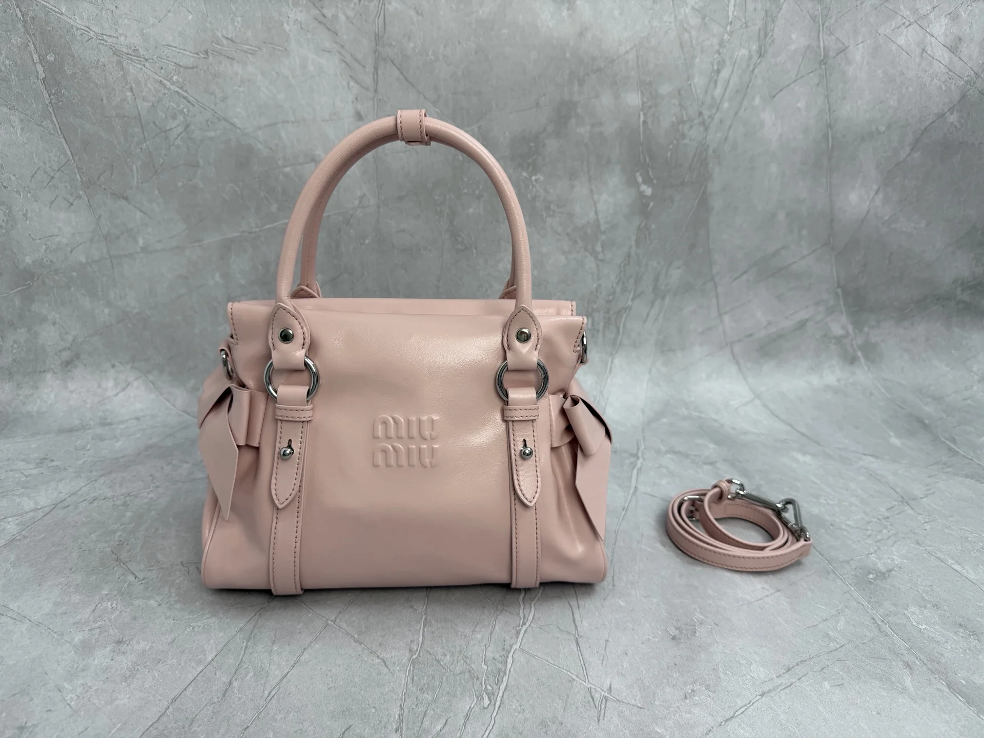 MIU MIU Shoulder Bags Pink-Silver 28X15X22CM H3010062256