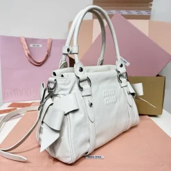 Alternative view of MIU MIU Shoulder Bags Waxed Leather White 27X22X13CM H2010063312