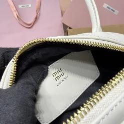 Alternative view of MIU MIU Shoulder Bags White-Gold 23X11.5X10CM F2010063182