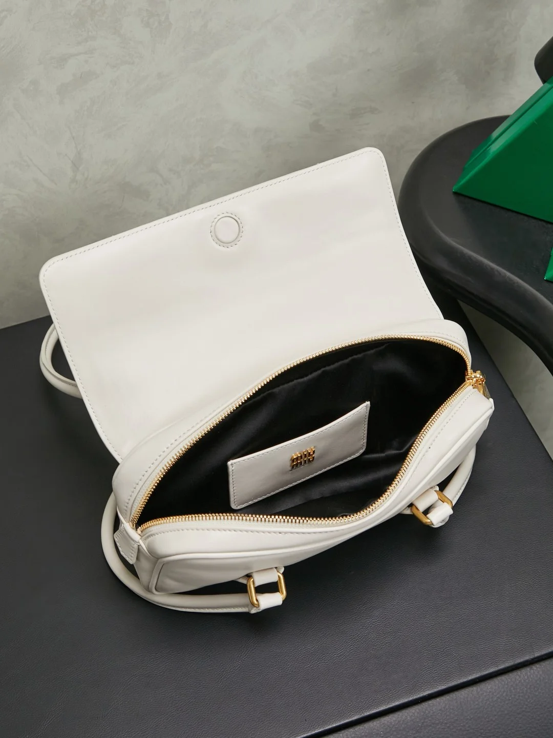 MIU MIU Shoulder Bags White-Gold 24X11.5X5CM G3010060899 - Image 8
