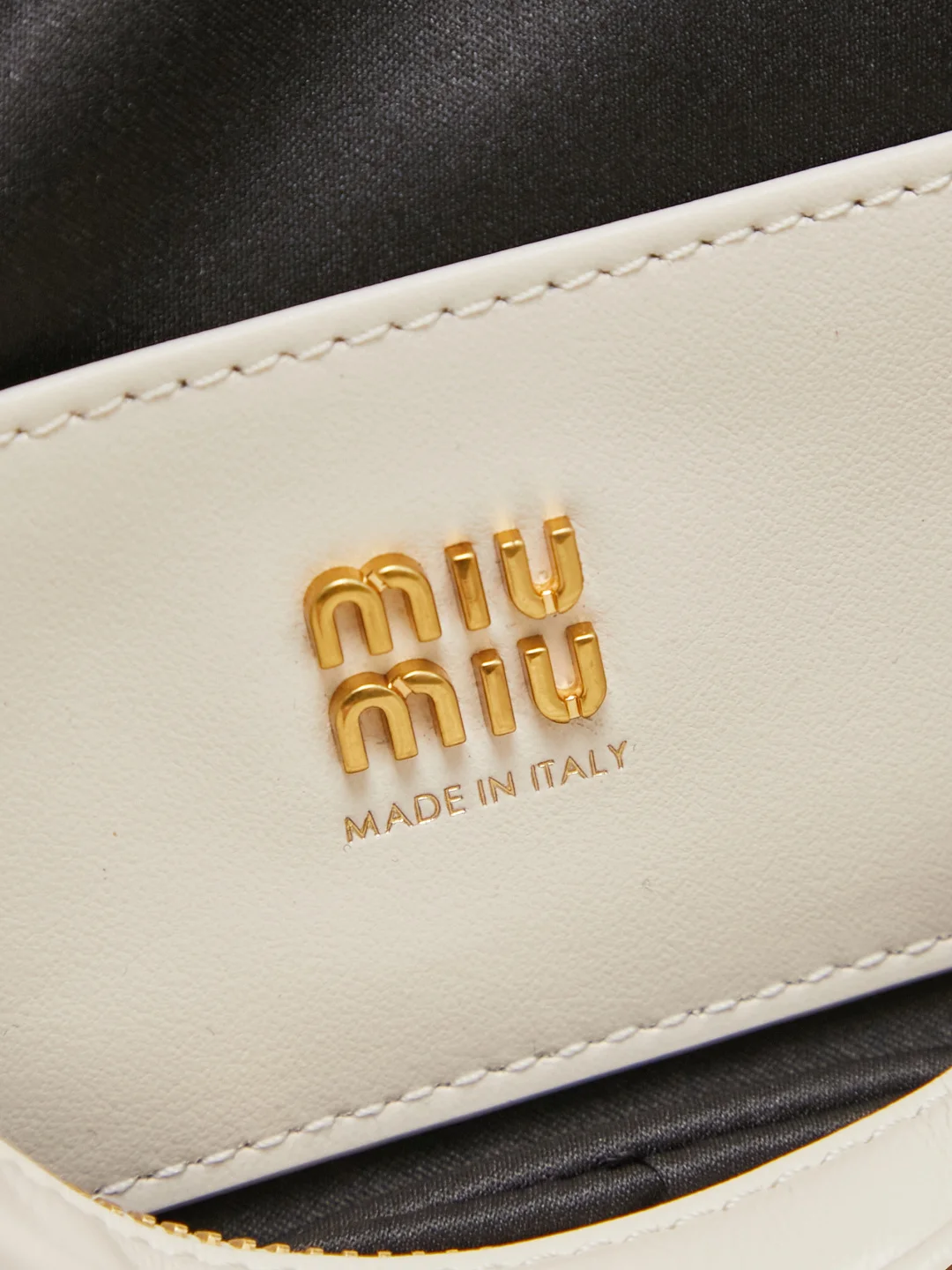 MIU MIU Shoulder Bags White-Gold 24X11.5X5CM G3010060899 - Image 9