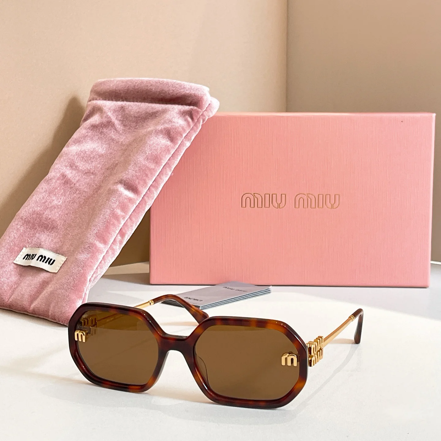 MIU MIU Sunglasses A3510070608 - Image 4