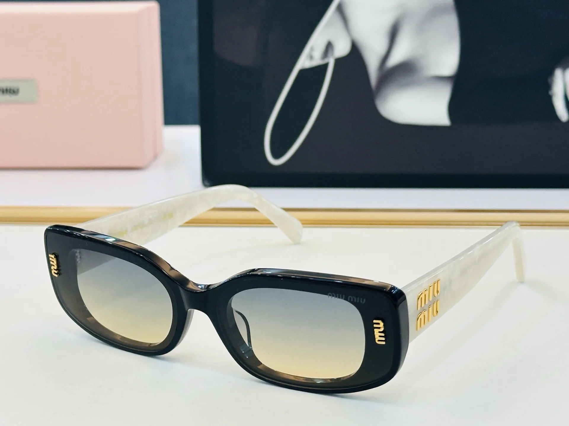 MIU MIU Sunglasses A3510071025 - Image 5