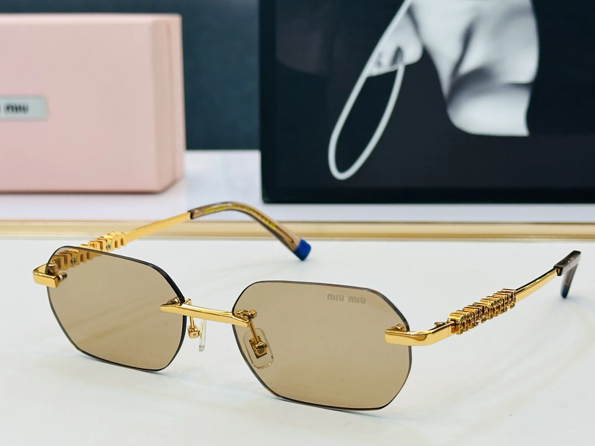 MIU MIU Sunglasses A3510072554 - Image 3