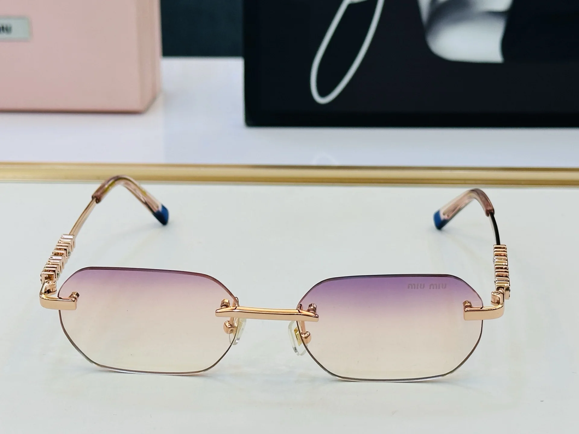 MIU MIU Sunglasses A3510072554 - Image 8