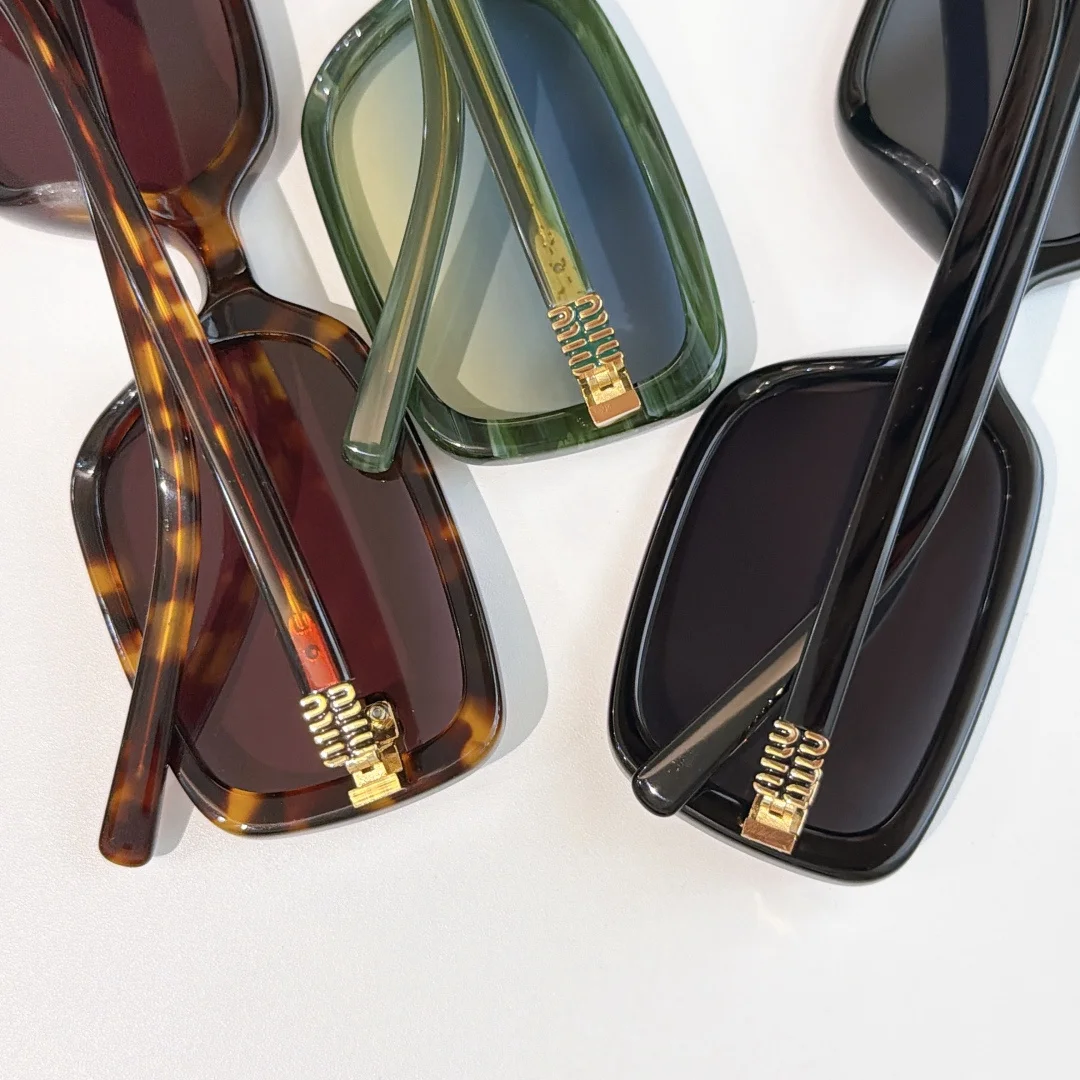 MIU MIU Sunglasses A3510072663 - Image 8