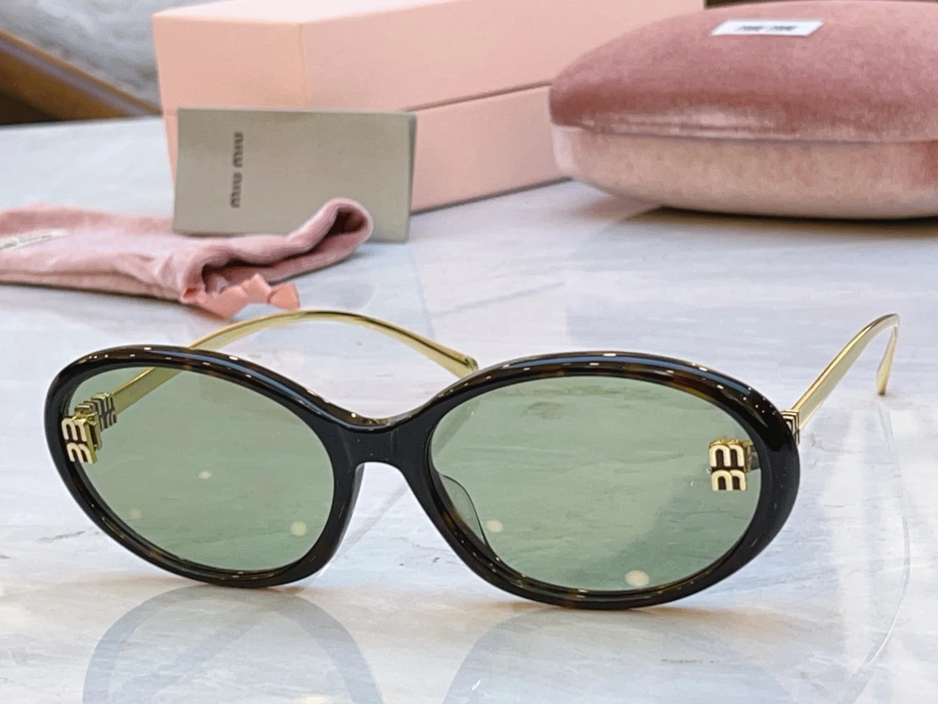 MIU MIU Sunglasses A3510072733 - Image 2