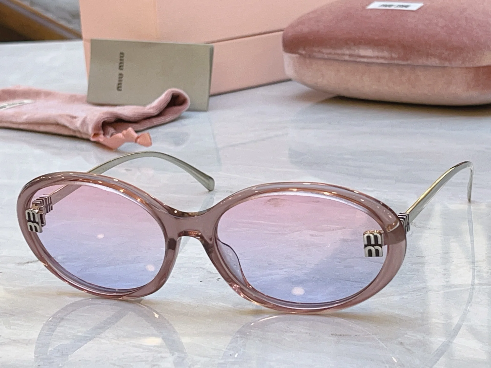 MIU MIU Sunglasses A3510072733 - Image 7