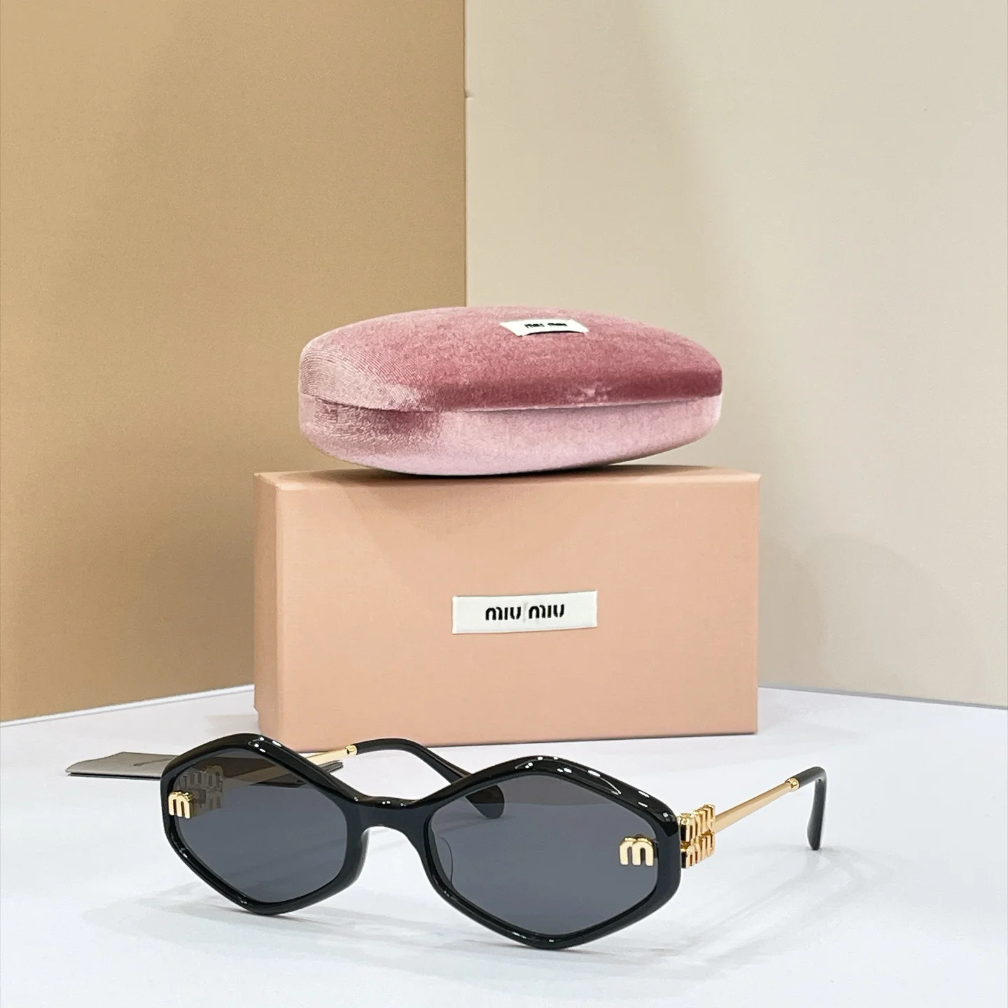 MIU MIU Sunglasses A4510072709 - Image 6