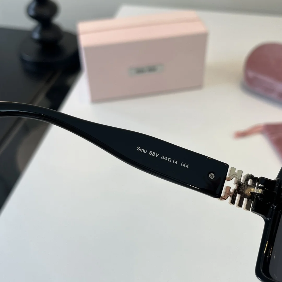 MIU MIU Sunglasses G510072876 - Image 2