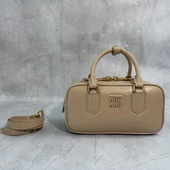 MIU MIU Top Handle Bags Beige-Gold 22X10.5X7.5CM F3010062720