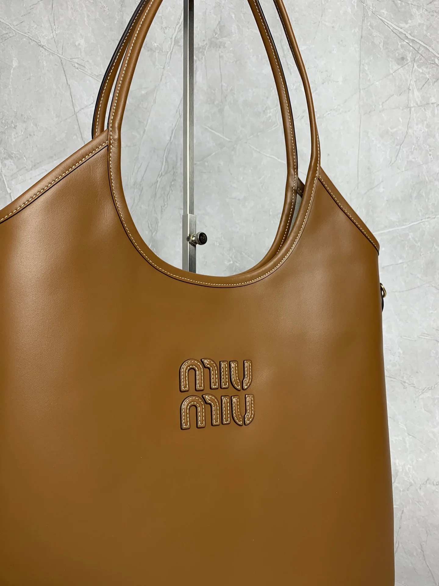 MIU MIU Totes Bags Brown 35X40X60CM F5010062073 - Image 4