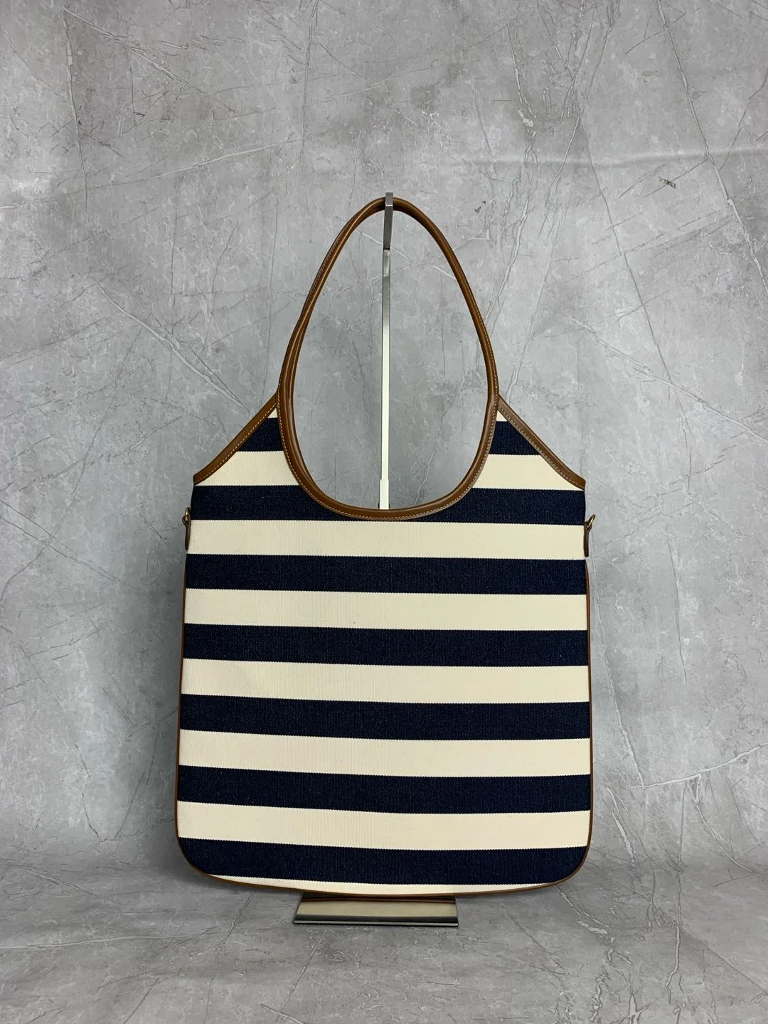 MIU MIU Totes Bags Canvas & Calfskin White-Navy 35X40CM E5010061850 - Image 2