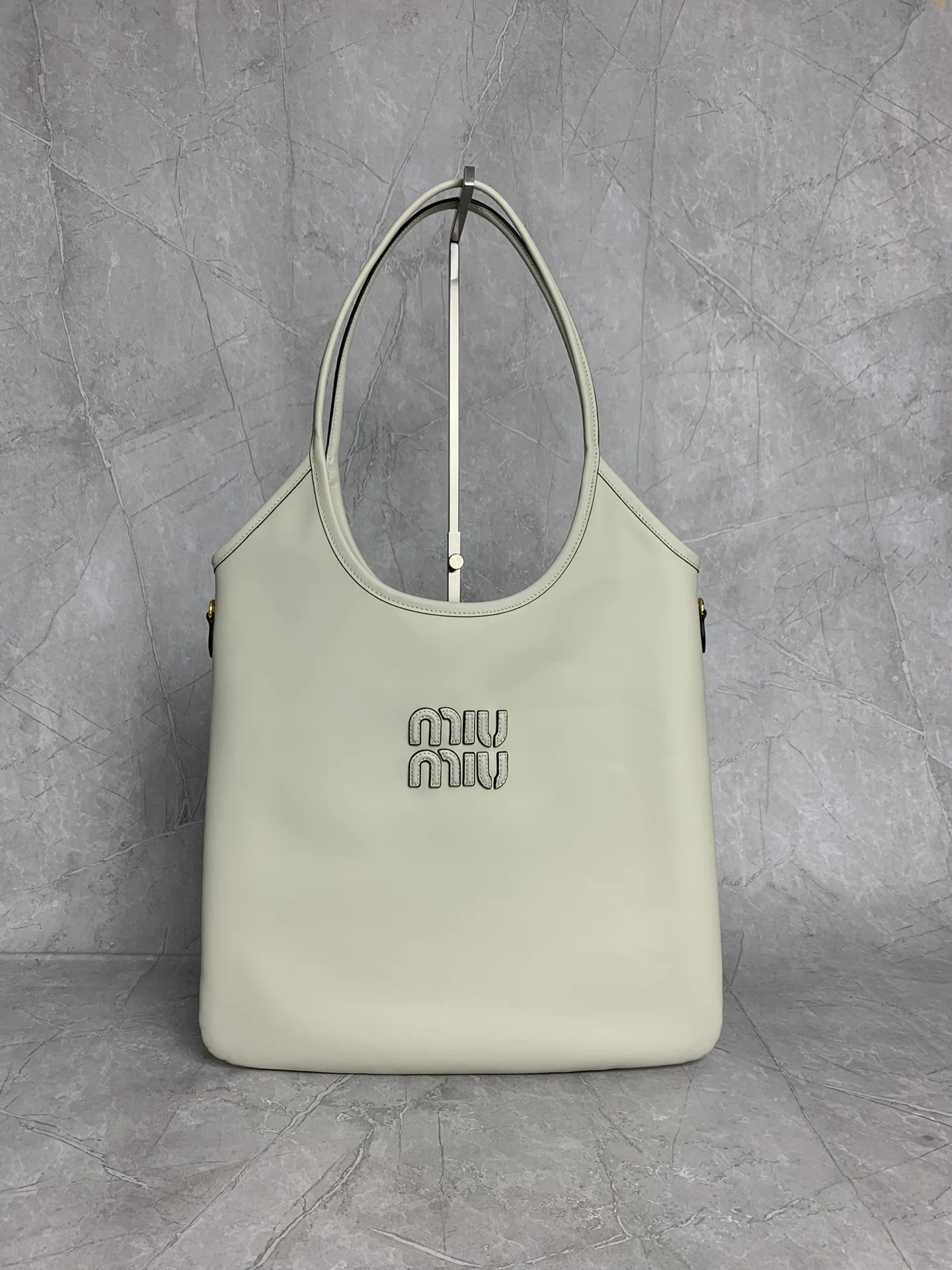MIU MIU Totes Bags White 35X40X60CM F5010062109