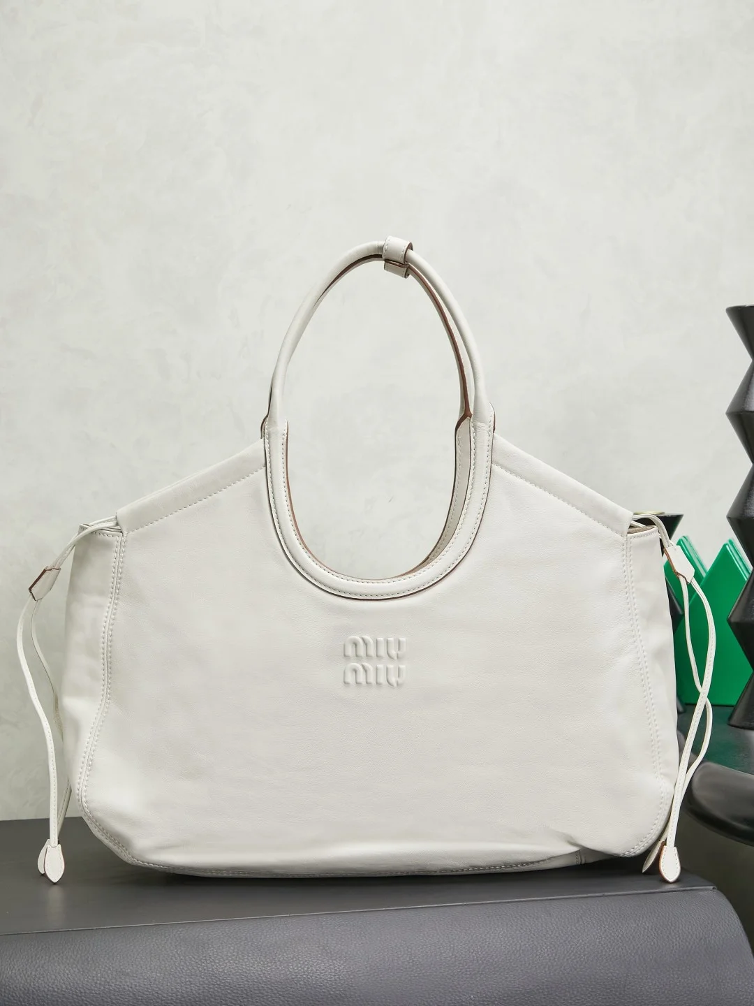 MIU MIU Totes Bags White-Brown 40X30X15CM H8010061073