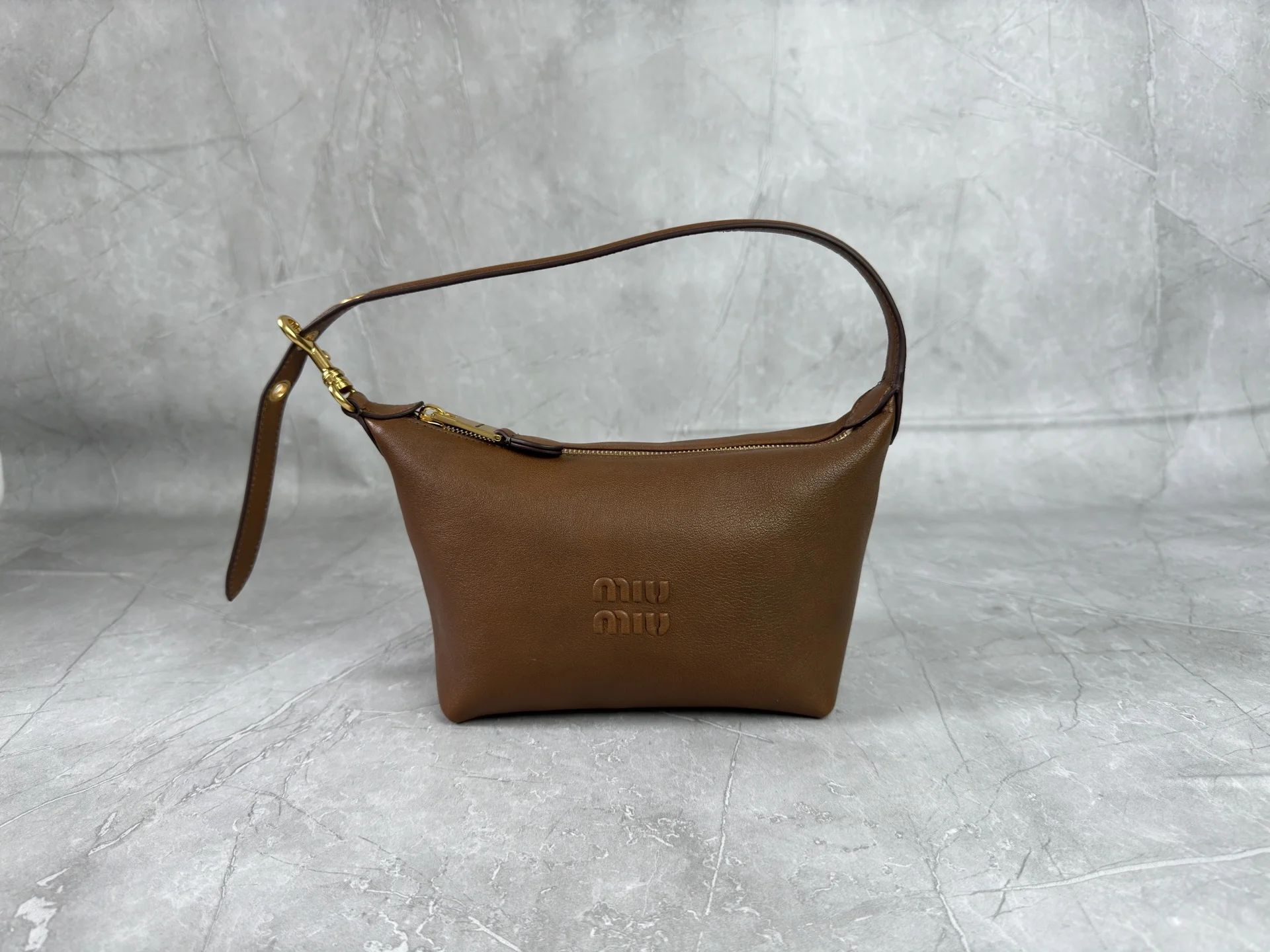MIU MIU Trend Bags Sheepskin Leather Brown-Gold E0010060243