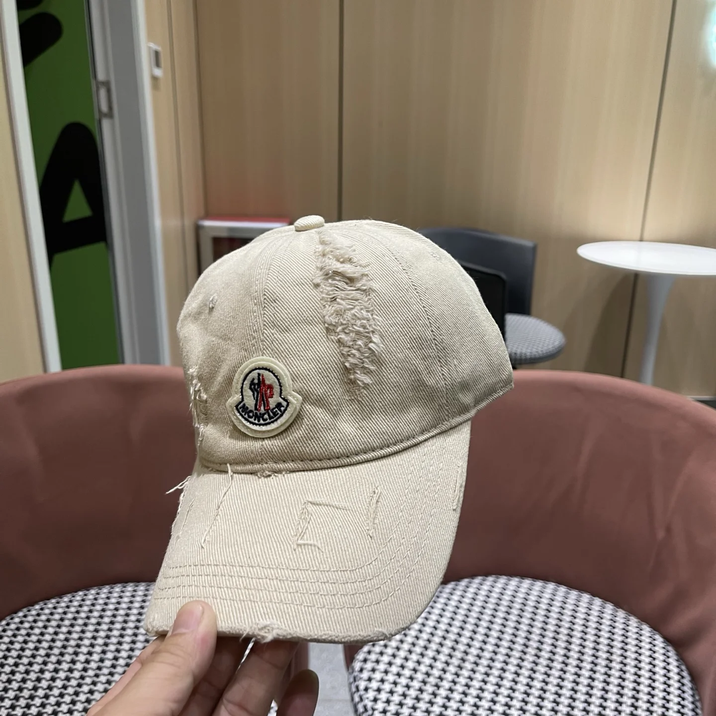 MONCLER Caps Beige-Black E510070236 - Image 12