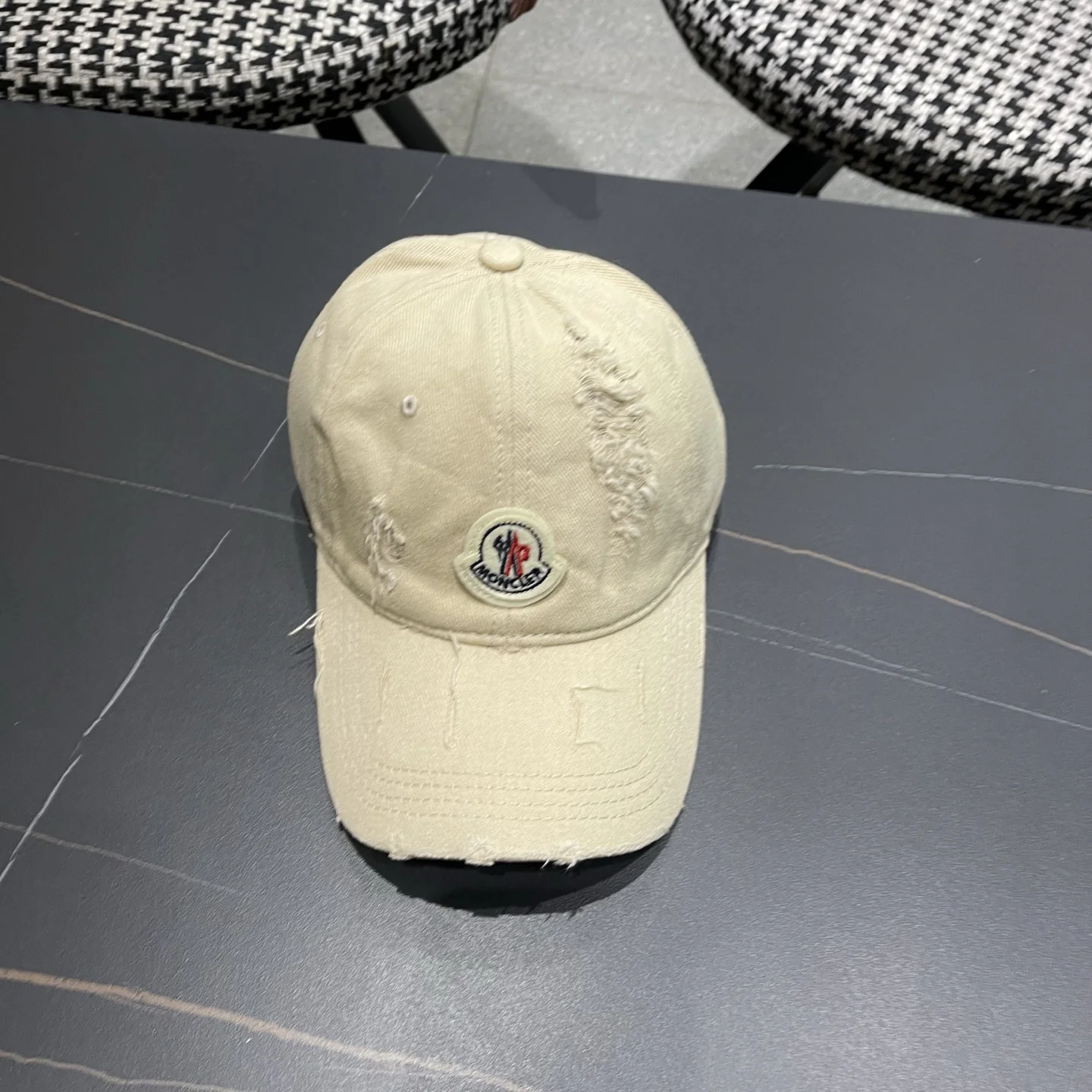 MONCLER Caps Beige-Black E510070236 - Image 8