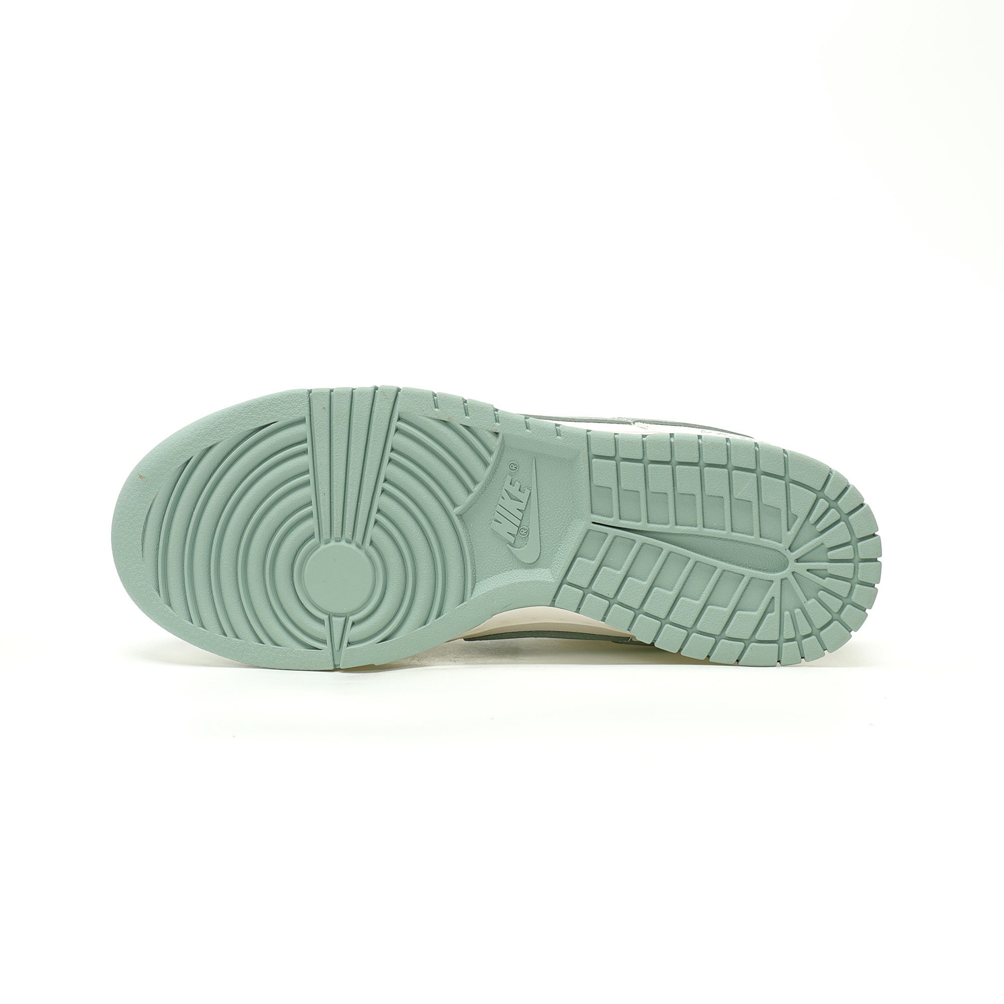 Nike SB Dunk Low WG0320-142 - Image 4