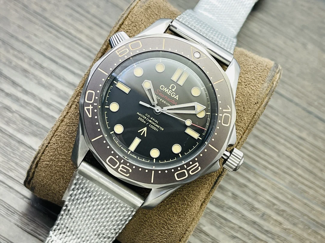 OMEGA Seamaster Automatic 007 (Black Dial) 40mm OM A80010070195 - Image 3