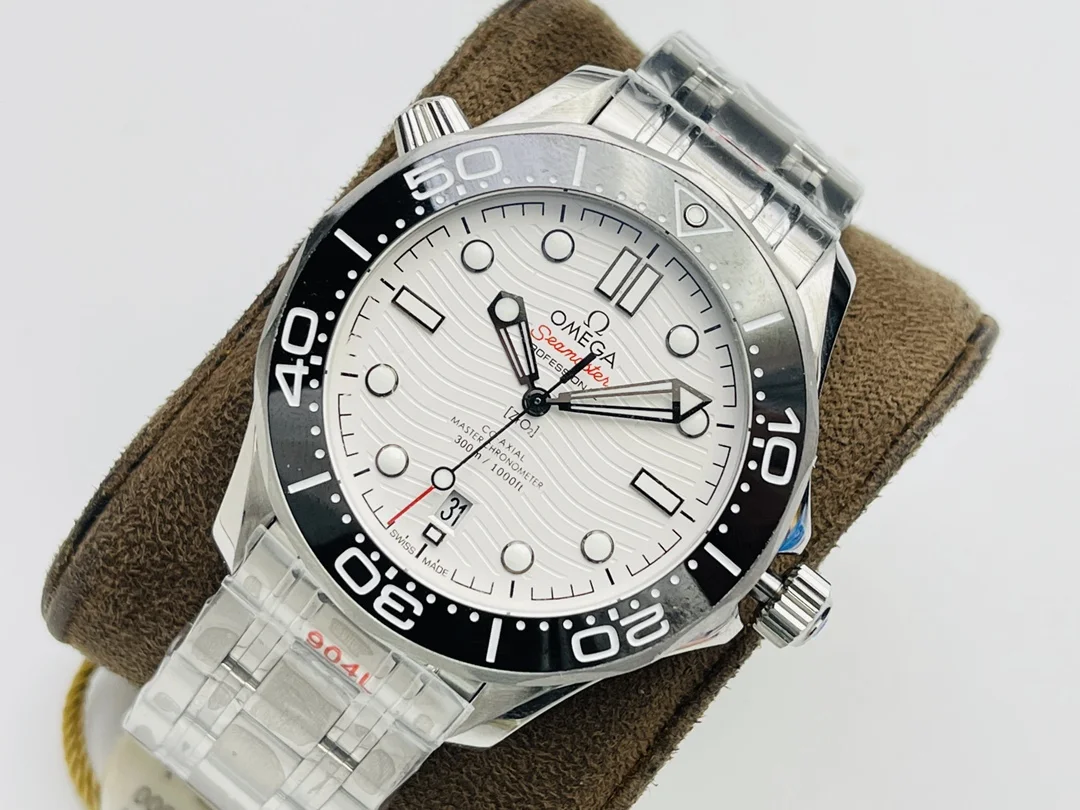 OMEGA Seamaster Automatic 8800 (White Dial) 42mm VS A65010070324 - Image 2