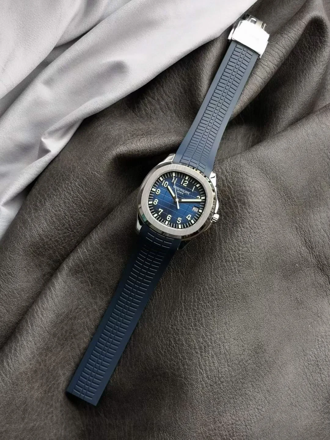 PATEK PHILIPPE Aquanaut Automatic 5167A (Blue Dial) 40mm 3K B65010070212 - Image 5