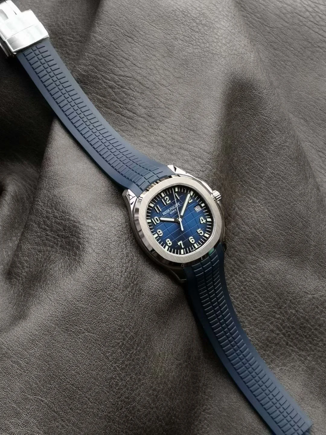 PATEK PHILIPPE Aquanaut Automatic 5167A (Blue Dial) 40mm 3K B65010070212 - Image 6