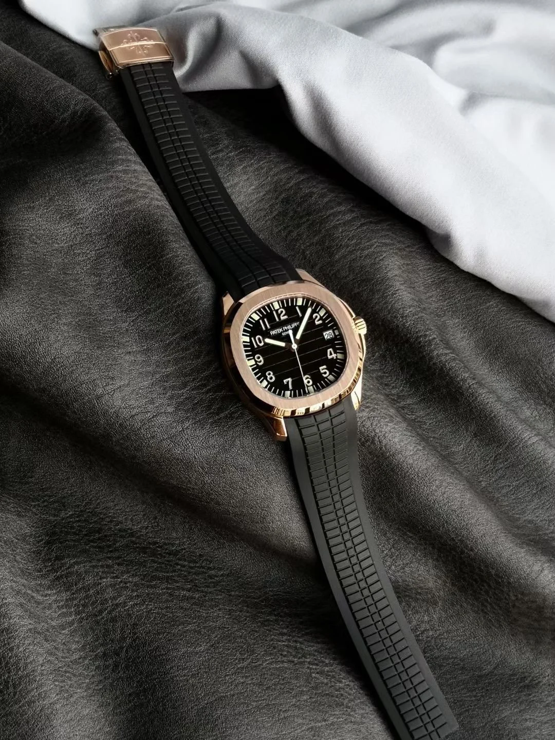 PATEK PHILIPPE Aquanaut Automatic 5167R-001 (Black Dial) 40mm 3K B75010070214 - Image 2