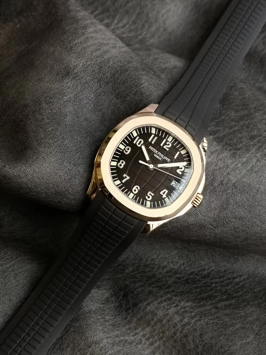 PATEK PHILIPPE Aquanaut Automatic 5167R-001 (Black Dial) 40mm 3K B75010070214 - Image 3