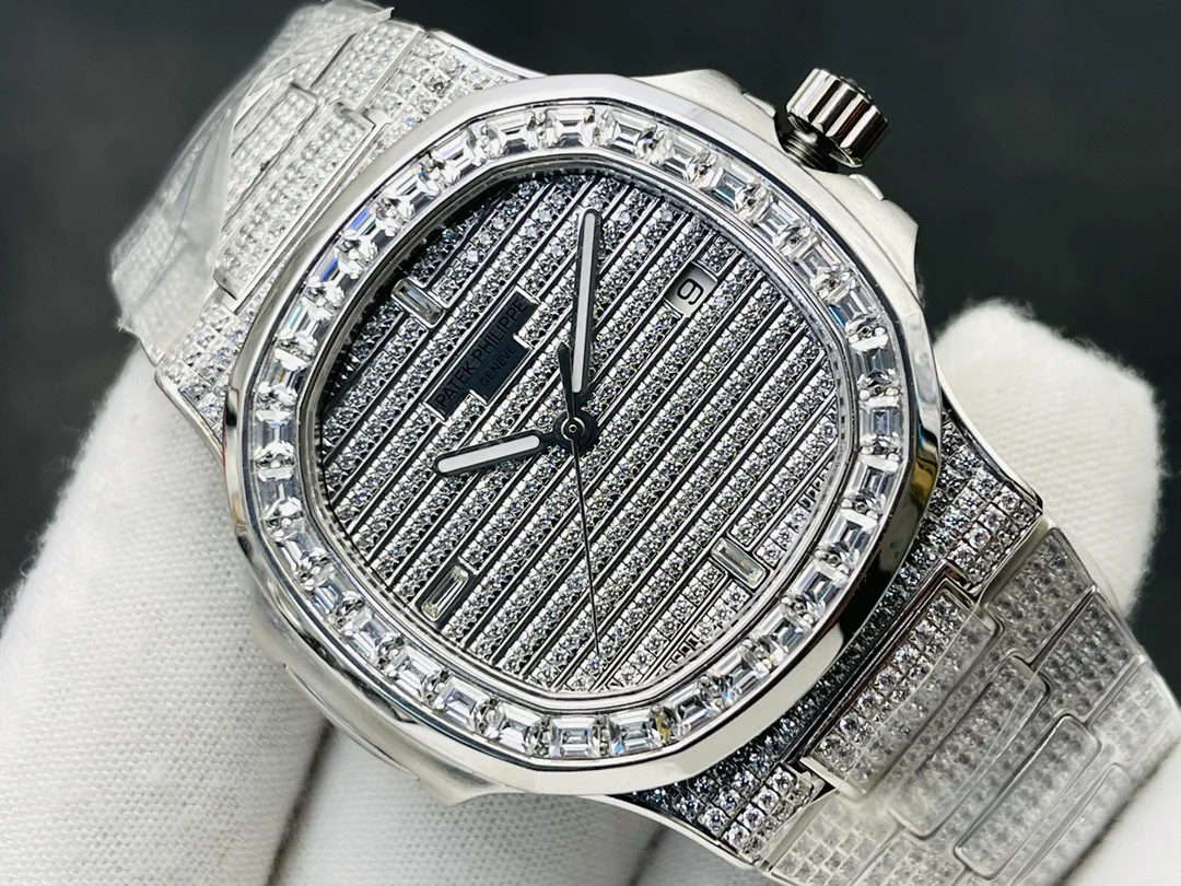 PATEK PHILIPPE Nautilus Automatic 5711 (Silver Dial) 40mm PPF B90010070144 - Image 4