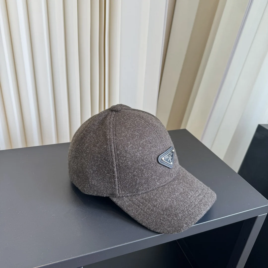 PRADA Caps Brown-White D510072746 - Image 4