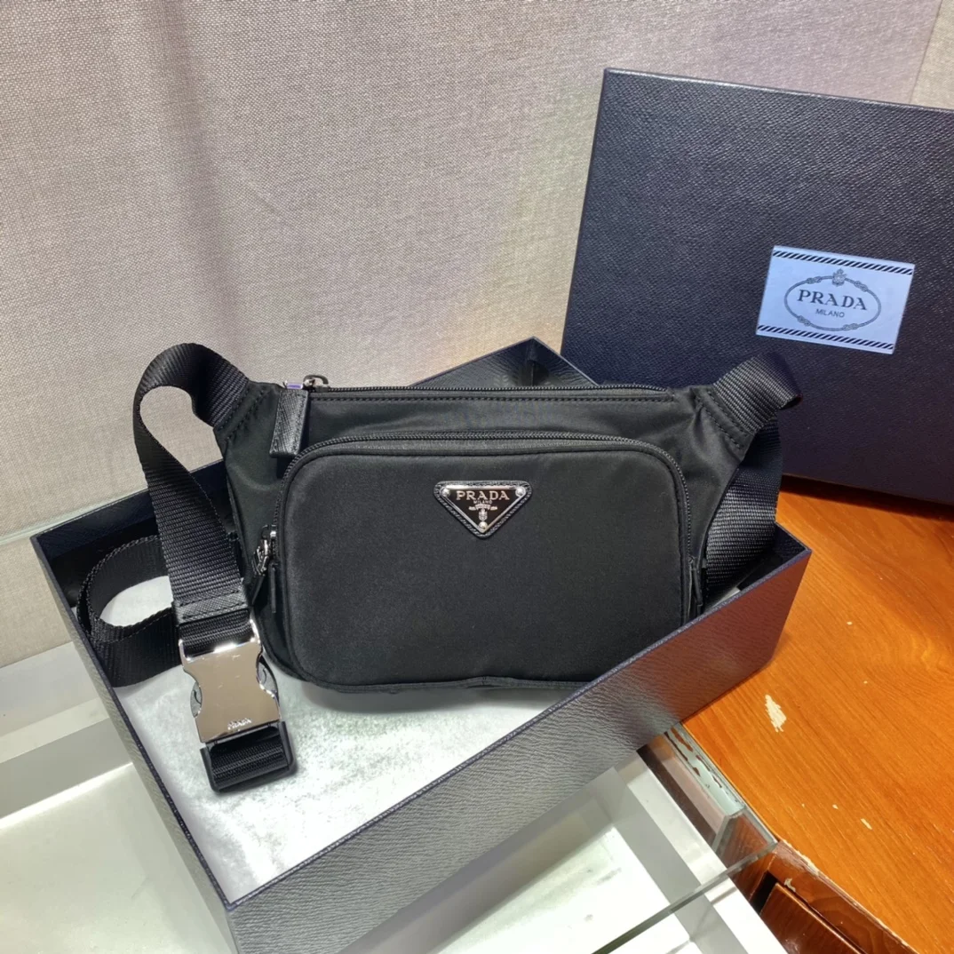 PRADA Crossbody Bags Black 19X13X2.5CM B8010060071 - Image 3