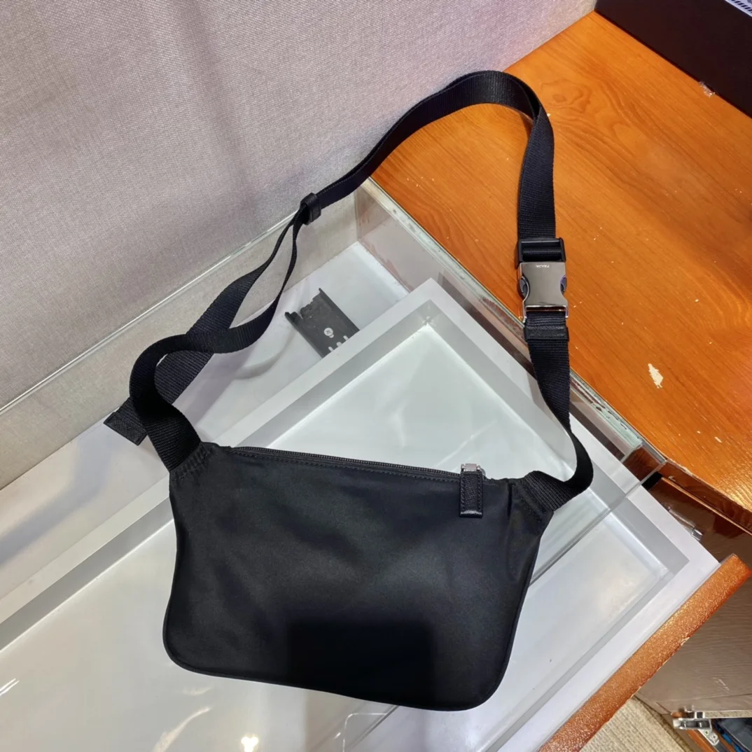 PRADA Crossbody Bags Black 19X13X2.5CM B8010060071 - Image 5