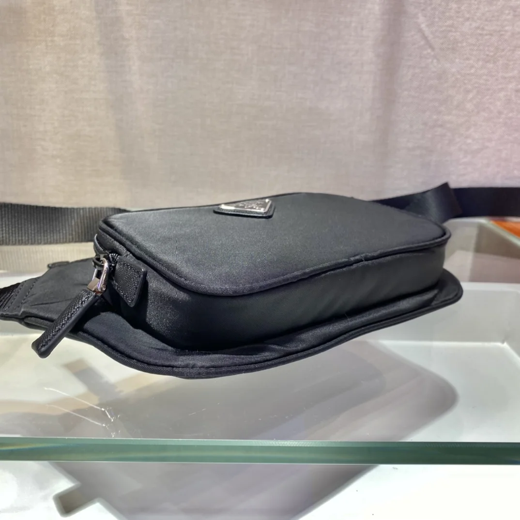 PRADA Crossbody Bags Black 19X13X2.5CM B8010060071 - Image 6