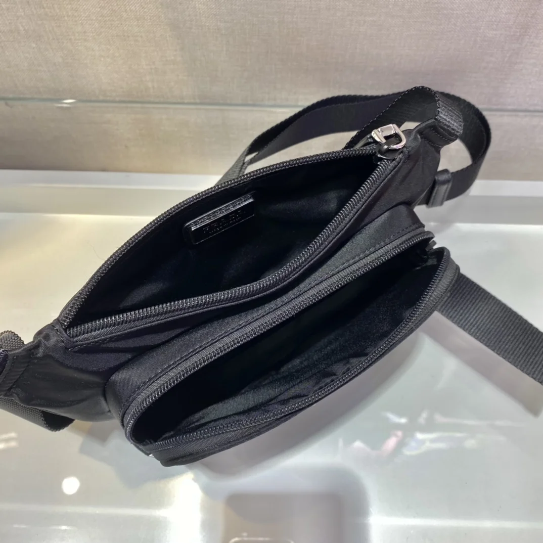 PRADA Crossbody Bags Black 19X13X2.5CM B8010060071 - Image 7