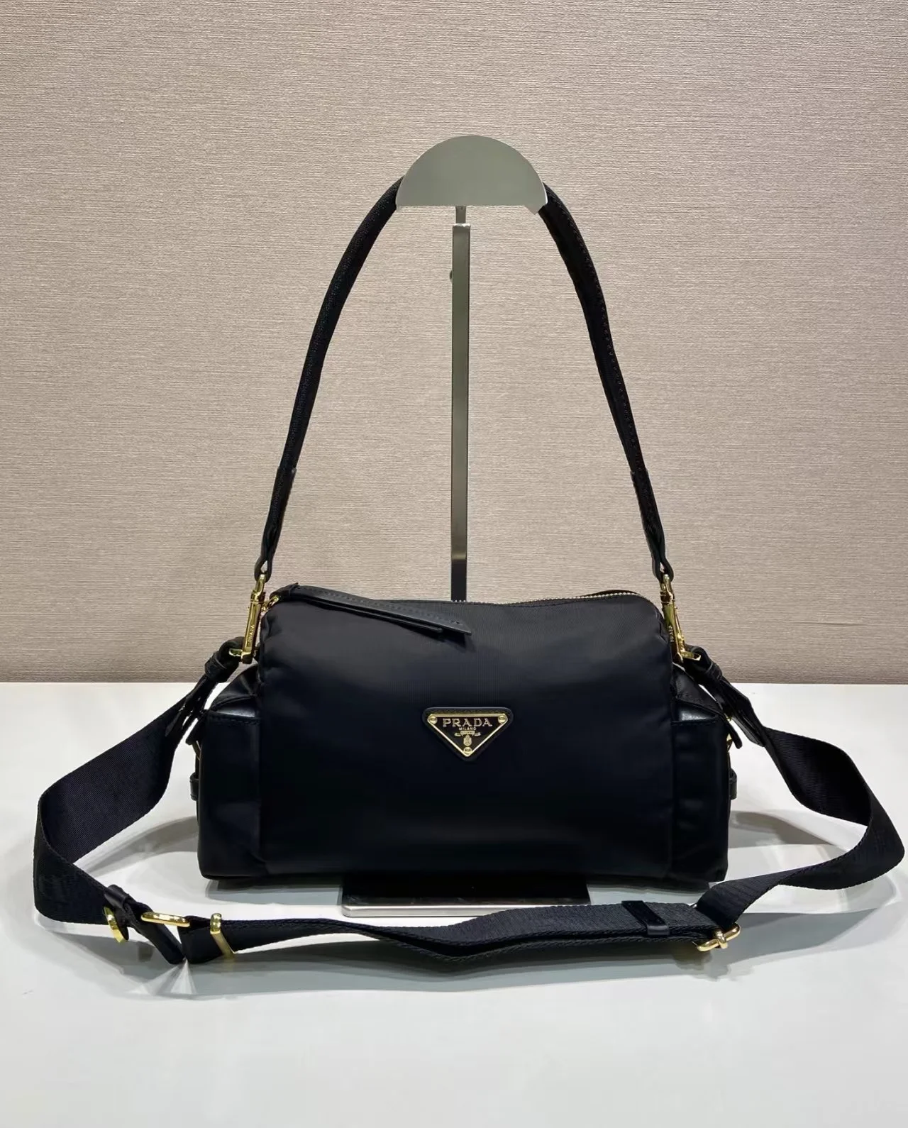PRADA Shoulder Bags Black-Gold 25X12.5X9.5CM D6010060233
