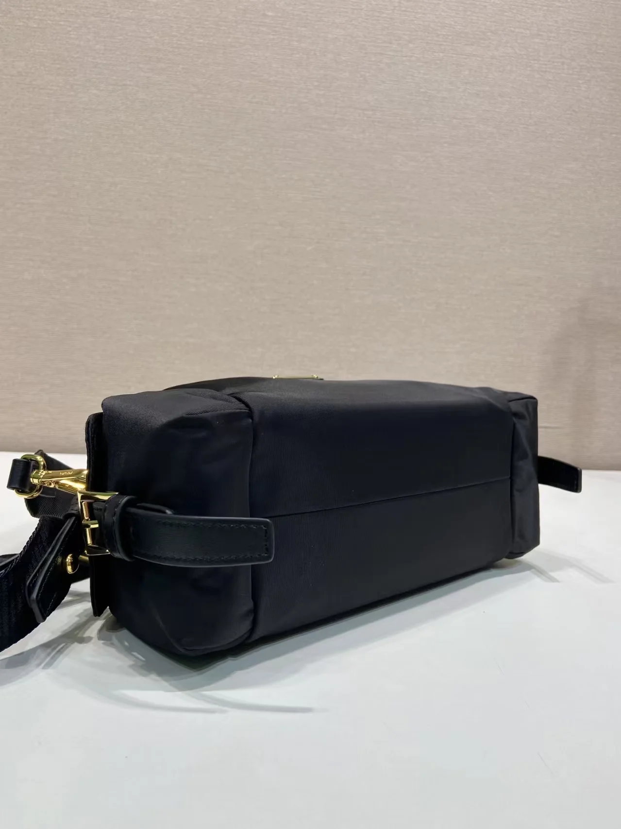 PRADA Shoulder Bags Black-Gold 25X12.5X9.5CM D6010060233 - Image 6