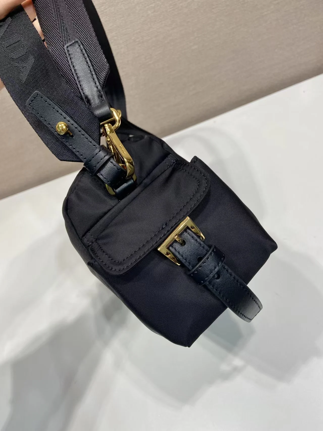 PRADA Shoulder Bags Black-Gold 25X12.5X9.5CM D6010060233 - Image 7