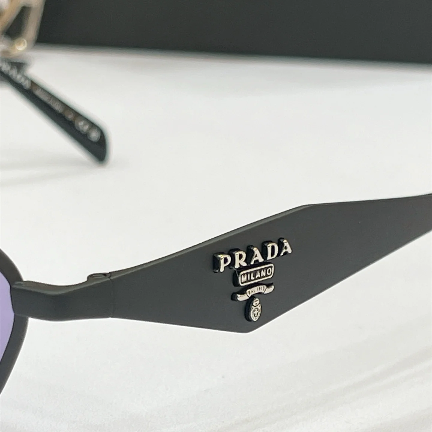 PRADA Sunglasses A1510072739 - Image 9