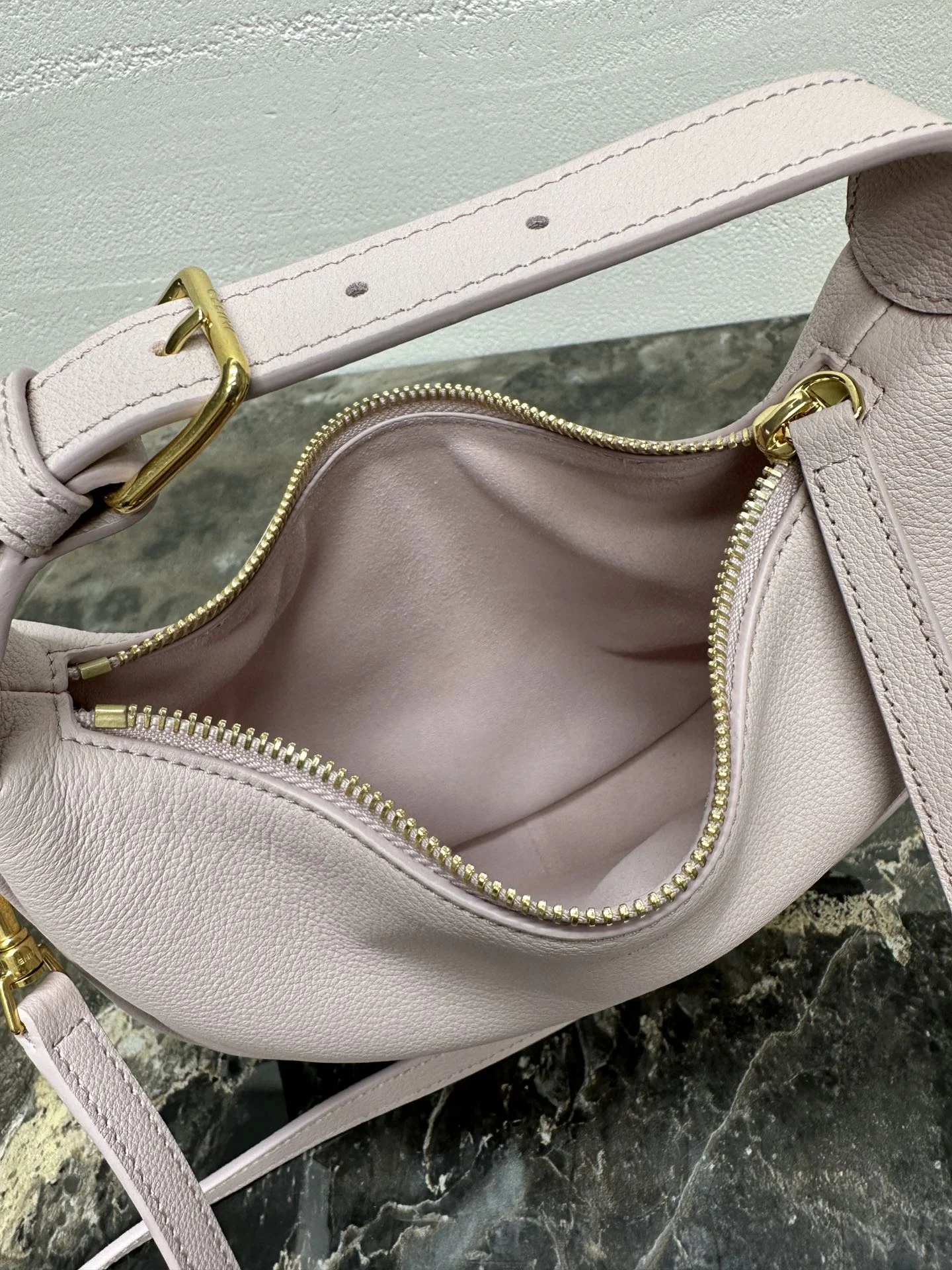 SAINT LAURENT Shoulder Bags Pink-Gold 21X24X5CM G2010062558 - Image 8